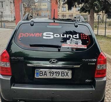 Зеленый Хендай Туксон, объемом двигателя 2 л и пробегом 115 тыс. км за 8500 $, фото 4 на Automoto.ua