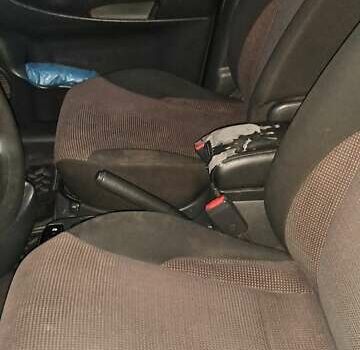 Зелений Хендай Туксон, об'ємом двигуна 1.98 л та пробігом 294 тис. км за 5500 $, фото 19 на Automoto.ua