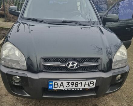 Зеленый Хендай Туксон, объемом двигателя 2 л и пробегом 228 тыс. км за 6500 $, фото 13 на Automoto.ua