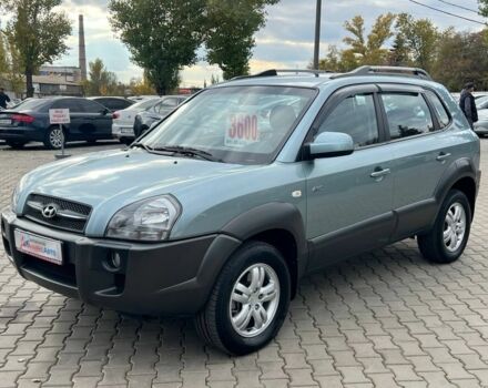 Хендай Туксон 2008 в Кривом Роге на Automoto.ua Зеленый Хендай Туксон, объемом двигателя 2 л и пробегом 48 тыс. км за 11800 $, фото 1 на Automoto.ua