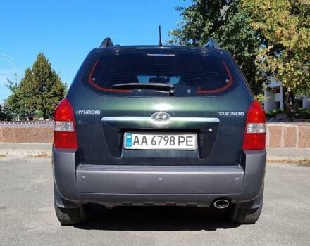 Зеленый Хендай Туксон, объемом двигателя 1.98 л и пробегом 200 тыс. км за 7000 $, фото 7 на Automoto.ua