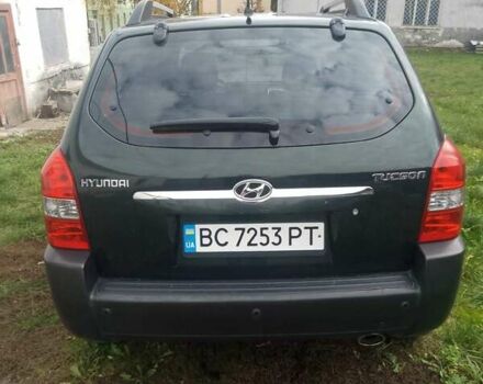 Зелений Хендай Туксон, об'ємом двигуна 1.99 л та пробігом 281 тис. км за 8500 $, фото 6 на Automoto.ua