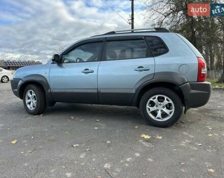 Зеленый Хендай Туксон, объемом двигателя 1.98 л и пробегом 168 тыс. км за 8800 $, фото 27 на Automoto.ua