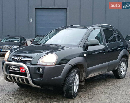 Зеленый Хендай Туксон, объемом двигателя 2 л и пробегом 223 тыс. км за 7290 $, фото 3 на Automoto.ua