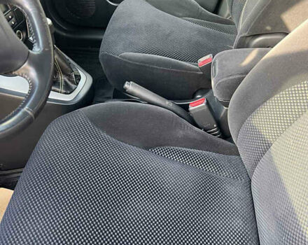 Зеленый Хендай Туксон, объемом двигателя 1.98 л и пробегом 130 тыс. км за 9100 $, фото 15 на Automoto.ua