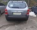 Зеленый Хендай Туксон, объемом двигателя 1.98 л и пробегом 390 тыс. км за 5000 $, фото 5 на Automoto.ua
