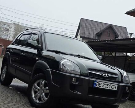 Зеленый Хендай Туксон, объемом двигателя 1.98 л и пробегом 178 тыс. км за 8900 $, фото 4 на Automoto.ua