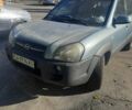 Зеленый Хендай Туксон, объемом двигателя 1.98 л и пробегом 390 тыс. км за 5000 $, фото 9 на Automoto.ua
