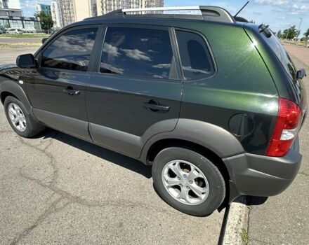 Зелений Хендай Туксон, об'ємом двигуна 2.7 л та пробігом 187 тис. км за 8500 $, фото 1 на Automoto.ua