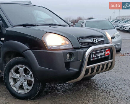 Зеленый Хендай Туксон, объемом двигателя 2 л и пробегом 223 тыс. км за 7290 $, фото 15 на Automoto.ua