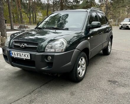 Зеленый Хендай Туксон, объемом двигателя 2.7 л и пробегом 201 тыс. км за 8400 $, фото 1 на Automoto.ua