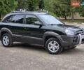 Зеленый Хендай Туксон, объемом двигателя 1.98 л и пробегом 256 тыс. км за 7500 $, фото 5 на Automoto.ua