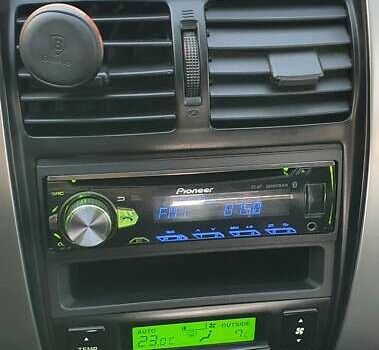 Зеленый Хендай Туксон, объемом двигателя 2 л и пробегом 115 тыс. км за 8500 $, фото 43 на Automoto.ua