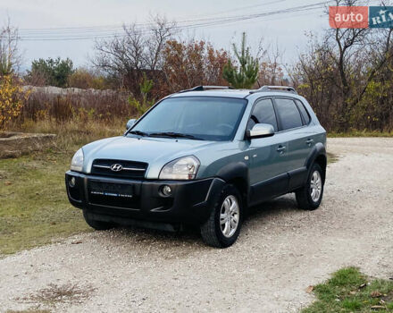 Зеленый Хендай Туксон, объемом двигателя 0 л и пробегом 109 тыс. км за 9500 $, фото 3 на Automoto.ua
