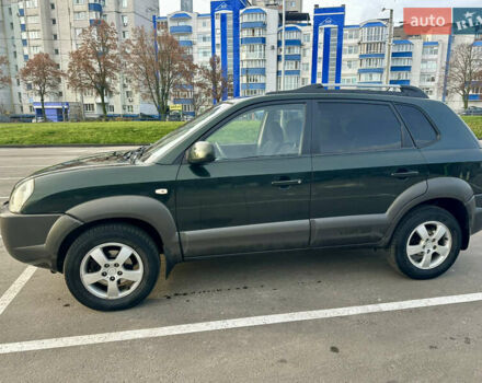 Зелений Хендай Туксон, об'ємом двигуна 1.98 л та пробігом 156 тис. км за 7999 $, фото 1 на Automoto.ua
