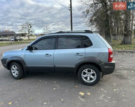 Зеленый Хендай Туксон, объемом двигателя 1.98 л и пробегом 168 тыс. км за 8800 $, фото 18 на Automoto.ua