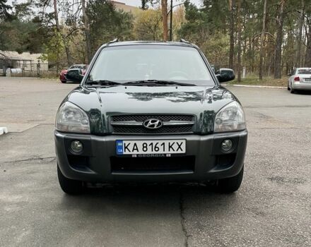 Зеленый Хендай Туксон, объемом двигателя 2.7 л и пробегом 201 тыс. км за 8400 $, фото 7 на Automoto.ua