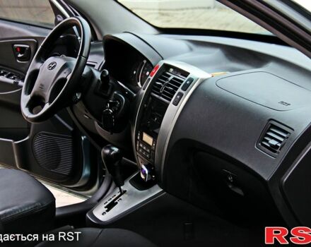 Хендай Туксон 2009 в Днепре (Днепропетровске) на Automoto.ua Зеленый Хендай Туксон, объемом двигателя 2 л и пробегом 121 тыс. км за 9300 $, фото 9 на Automoto.ua