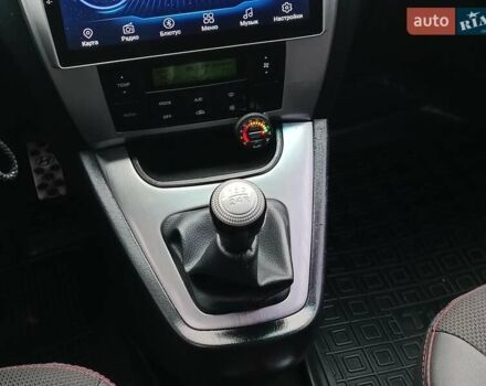 Зеленый Хендай Туксон, объемом двигателя 2 л и пробегом 146 тыс. км за 9890 $, фото 15 на Automoto.ua