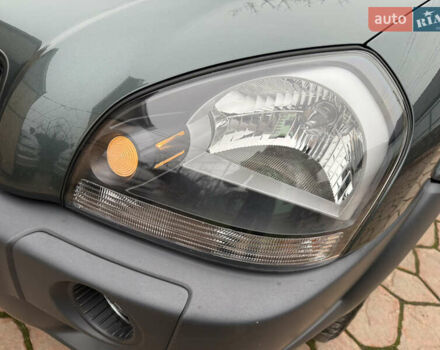 Зеленый Хендай Туксон, объемом двигателя 2 л и пробегом 65 тыс. км за 12250 $, фото 29 на Automoto.ua