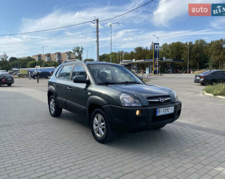 Зеленый Хендай Туксон, объемом двигателя 1.98 л и пробегом 235 тыс. км за 9200 $, фото 8 на Automoto.ua