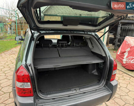 Зеленый Хендай Туксон, объемом двигателя 2 л и пробегом 65 тыс. км за 12250 $, фото 40 на Automoto.ua