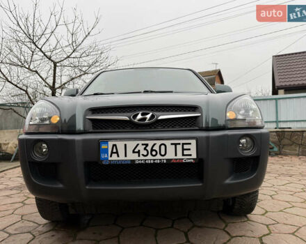 Зелений Хендай Туксон, об'ємом двигуна 2 л та пробігом 65 тис. км за 12250 $, фото 12 на Automoto.ua