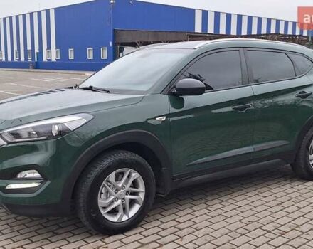 Зелений Хендай Туксон, об'ємом двигуна 2 л та пробігом 218 тис. км за 16999 $, фото 4 на Automoto.ua