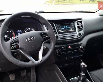 Зелений Хендай Туксон, об'ємом двигуна 2 л та пробігом 218 тис. км за 16999 $, фото 22 на Automoto.ua