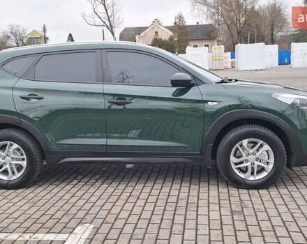 Зелений Хендай Туксон, об'ємом двигуна 2 л та пробігом 218 тис. км за 17300 $, фото 8 на Automoto.ua