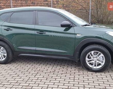 Зелений Хендай Туксон, об'ємом двигуна 2 л та пробігом 218 тис. км за 16999 $, фото 40 на Automoto.ua
