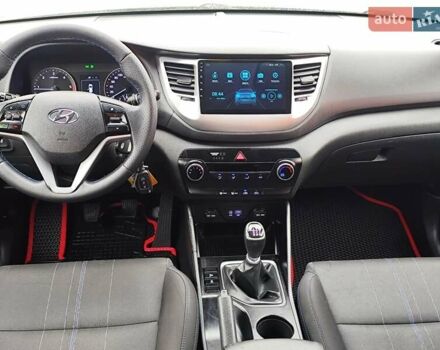 Зеленый Хендай Туксон, объемом двигателя 2 л и пробегом 213 тыс. км за 17900 $, фото 25 на Automoto.ua