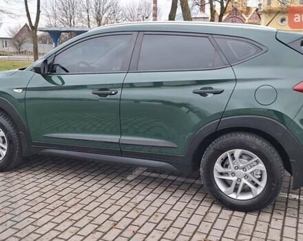 Зелений Хендай Туксон, об'ємом двигуна 2 л та пробігом 218 тис. км за 17300 $, фото 16 на Automoto.ua