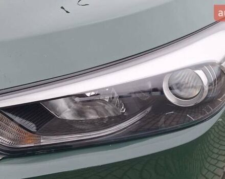 Зелений Хендай Туксон, об'ємом двигуна 2 л та пробігом 218 тис. км за 17300 $, фото 4 на Automoto.ua