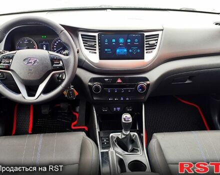 Зеленый Хендай Туксон, объемом двигателя 2 л и пробегом 213 тыс. км за 17900 $, фото 8 на Automoto.ua