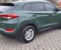 Зелений Хендай Туксон, об'ємом двигуна 2 л та пробігом 218 тис. км за 16999 $, фото 5 на Automoto.ua