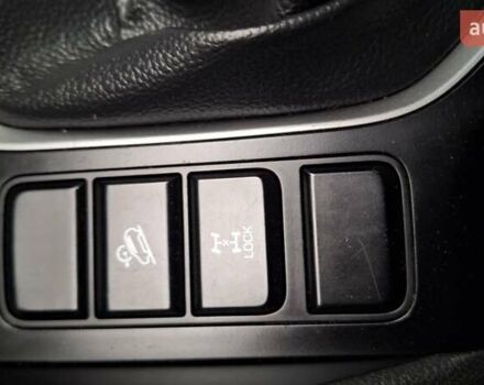 Зелений Хендай Туксон, об'ємом двигуна 2 л та пробігом 218 тис. км за 16999 $, фото 30 на Automoto.ua