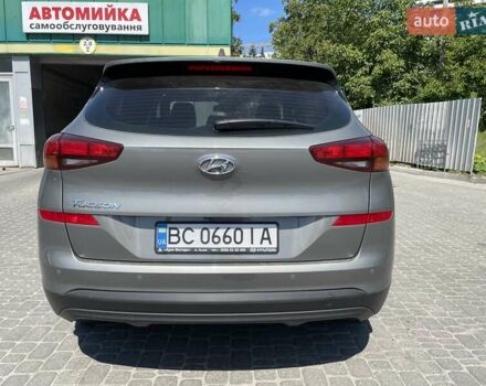 Зеленый Хендай Туксон, объемом двигателя 2 л и пробегом 43 тыс. км за 24000 $, фото 7 на Automoto.ua
