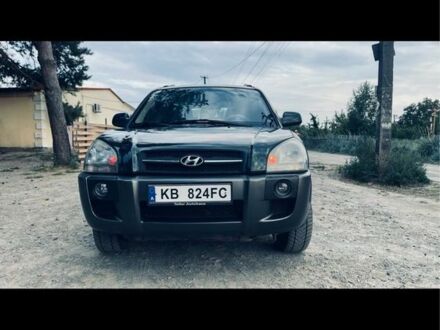 Хендай Туксон 2004 у Петропавловке на Automoto.ua Зелений Хендай Туксон, об'ємом двигуна 2 л та пробігом 154 тис. км за 4100 $, фото 1 на Automoto.ua