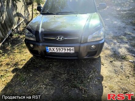 Хендай Туксон 2004 в Харькове на Automoto.ua Зеленый Хендай Туксон, объемом двигателя 2 л и пробегом 260 тыс. км за 7500 $, фото 1 на Automoto.ua