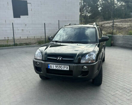 Зелений Хендай Туксон, об'ємом двигуна 2.02 л та пробігом 239 тис. км за 7800 $, фото 1 на Automoto.ua