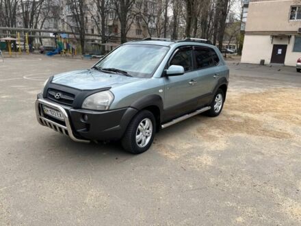 Хендай Туксон 2006 в Одессе на Automoto.ua Зеленый Хендай Туксон, объемом двигателя 2 л и пробегом 178 тыс. км за 6900 $, фото 1 на Automoto.ua