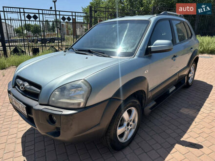 Хендай Туксон 2006 в Николаеве на Automoto.ua Зеленый Хендай Туксон, объемом двигателя 1.98 л и пробегом 230 тыс. км за 6999 $, фото 1 на Automoto.ua