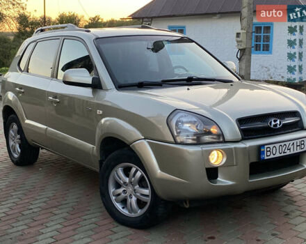 Зелений Хендай Туксон, об'ємом двигуна 1.99 л та пробігом 149 тис. км за 7300 $, фото 1 на Automoto.ua