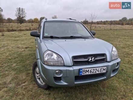 Хендай Туксон 2007 в Ахтырке на Automoto.ua Зеленый Хендай Туксон, объемом двигателя 1.98 л и пробегом 129 тыс. км за 9200 $, фото 1 на Automoto.ua