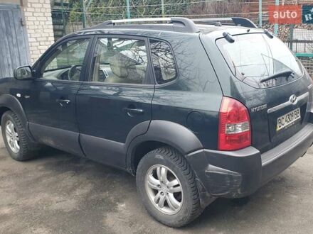 Зелений Хендай Туксон, об'ємом двигуна 1.98 л та пробігом 100 тис. км за 9000 $, фото 1 на Automoto.ua