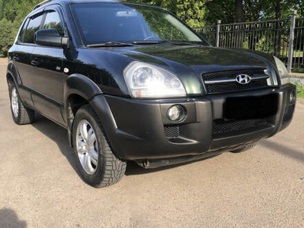 Хендай Туксон 2007 у Козельце на Automoto.ua Зелений Хендай Туксон, об'ємом двигуна 2 л та пробігом 162 тис. км за 9300 $, фото 1 на Automoto.ua