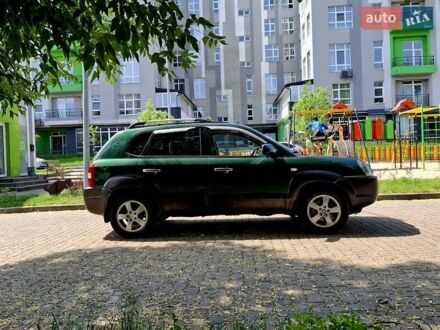 Хендай Туксон 2007 в Львове на Automoto.ua Зеленый Хендай Туксон, объемом двигателя 2 л и пробегом 226 тыс. км за 4550 $, фото 1 на Automoto.ua