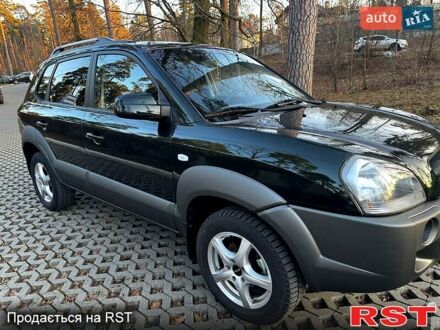 Зелений Хендай Туксон, об'ємом двигуна 2 л та пробігом 0 тис. км за 7500 $, фото 1 на Automoto.ua