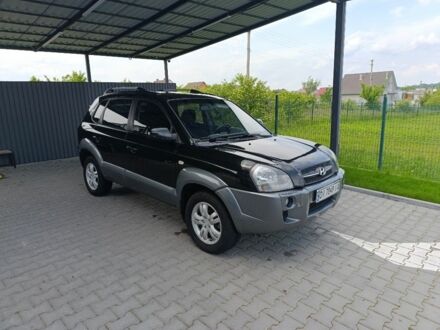 Хендай Туксон 2008 в Каменце-Подольском на Automoto.ua Зеленый Хендай Туксон, объемом двигателя 2 л и пробегом 231 тыс. км за 5500 $, фото 1 на Automoto.ua